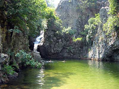 wasserfalle Vathra von Fonias